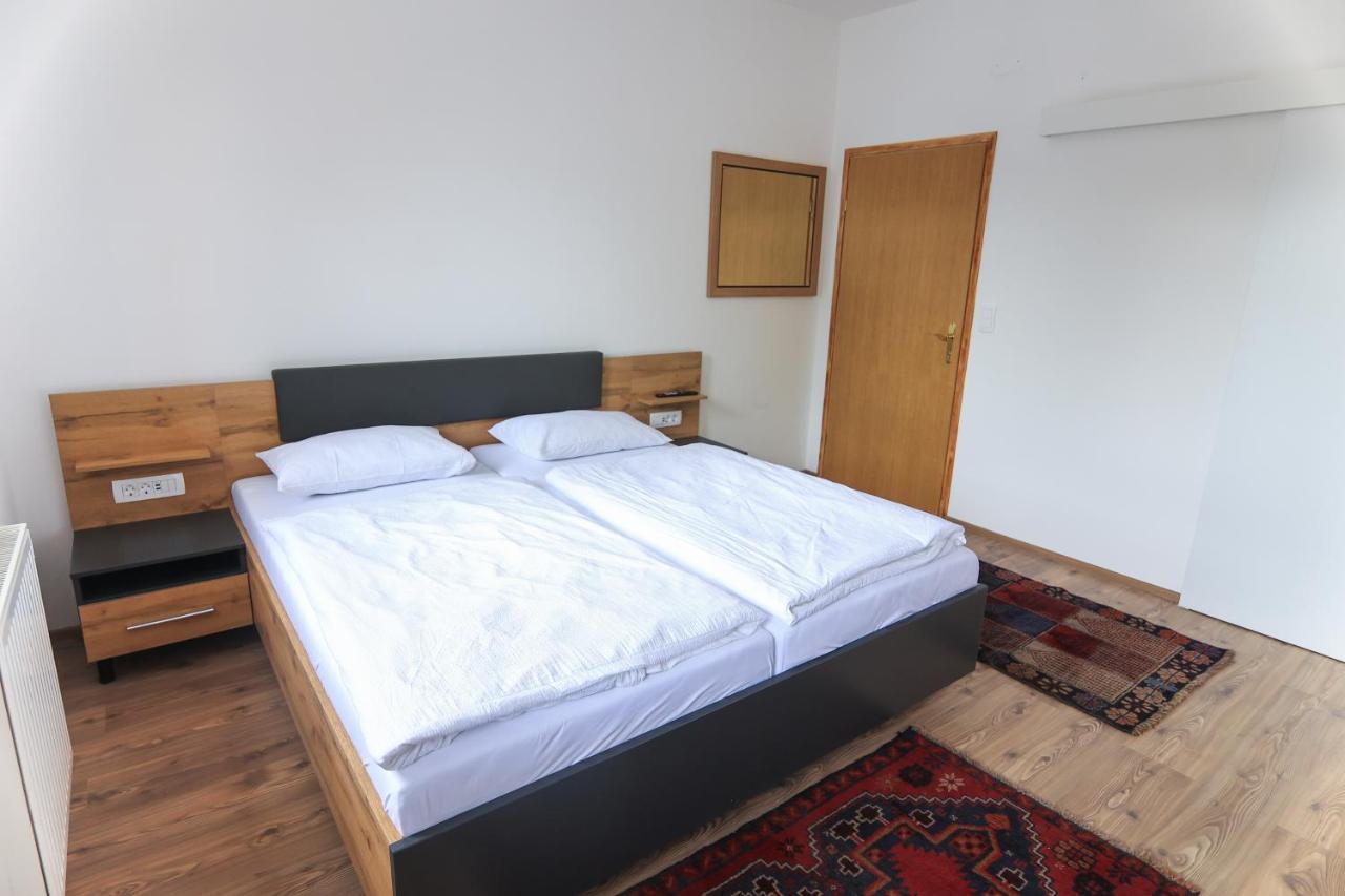 Apartment Katrca Bezigrad *