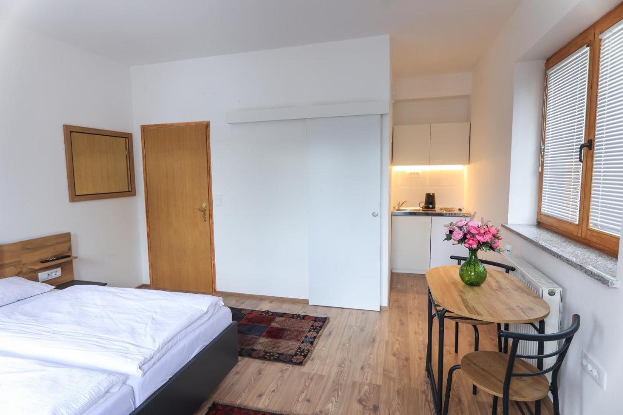Katrca Bezigrad Apartment *